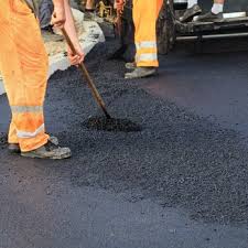  Storrs, CT Driveway Paving Pros